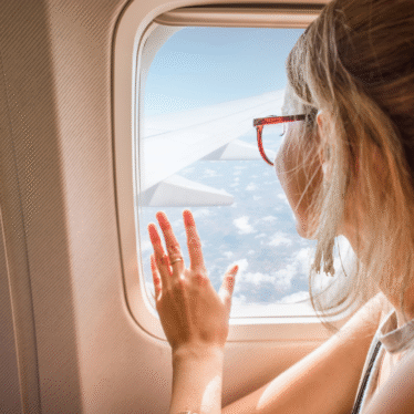 Tips para volar en temporada alta sin estrés este verano